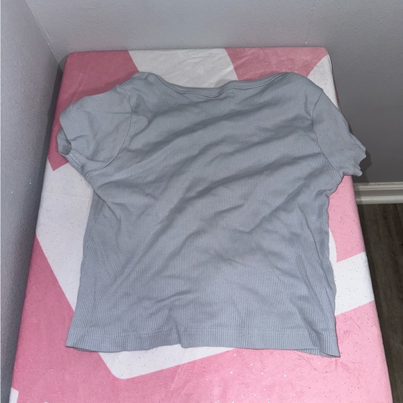 BUNDLE OF CUTE SHIRTS - Picture 2 of 12